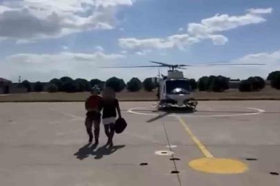 Koyun Adası’nda mahsur kalan 2 kişi Sahil Güvenlik helikopteriyle kurtarıldı