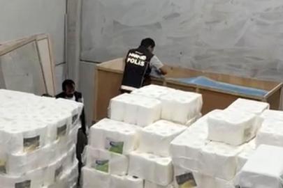 Mersin’de uyuşturucu imalathanesi operasyonunun bilançosu ağırlaştı: 298 bin sentetik ecza hapı ele geçirildi