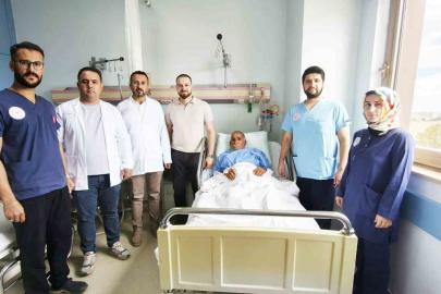 Mesanesinden 42 parça taş çıkarılan hasta sağlığına kavuştu