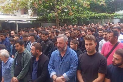 Motosiklet kazasında hayatını kaybeden genç son yolculuğuna uğurlandı