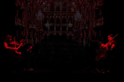 Mozart yüzyıllar sonra hologram teknolojisiyle Beyoğlu’nda sahneye çıkıyor