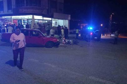 Otomobil ile motosiklet çarpıştı: 3 yaralı