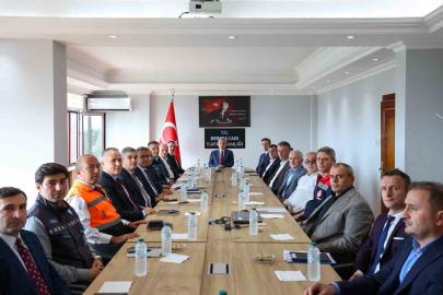 Rize’nin ilçelerinde afetin yaraları sarılıyor