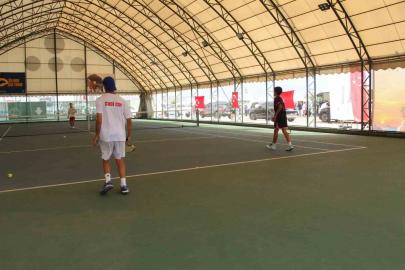 Şırnak’ta 5 ülkenin katılımı ile Uluslararası Cudi Cup Tenis Turnuvası başladı