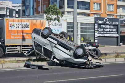 Takla atan otomobilden burnu bile kanamadan çıktı