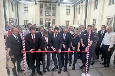 Tarsus’ta hükümlülerin el emeği eserleri sergilendi