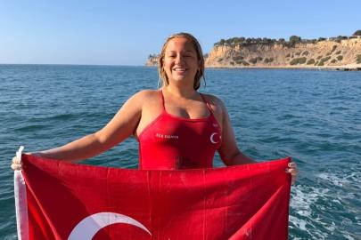Türk yüzücü Ece Demir, Amerika’da tarihe geçti