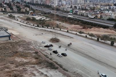 Yapımı bir türlü tamamlanmayan bulvar mahalleliyi isyan ettirdi