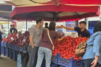 Yaş sebze ve meyvede fahiş fiyata yönelik operasyon vatandaşı ve pazarcıyı sevindirdi