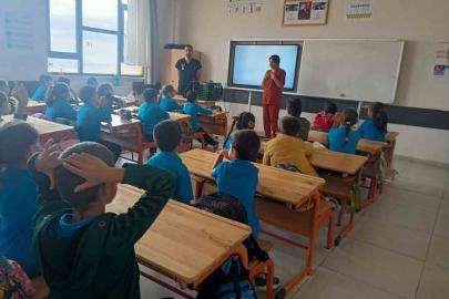 Adıyaman’da hayvan sevgisi okul sıralarına taşındı