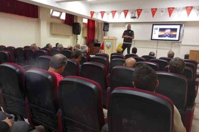 Adıyaman’da öğretmenlere uyuşturucuyla mücadele semineri