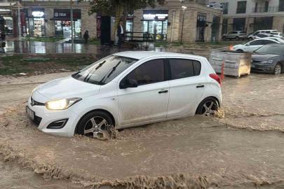 Adıyaman’da sağanak yağış hayatı olumsuz etkiledi