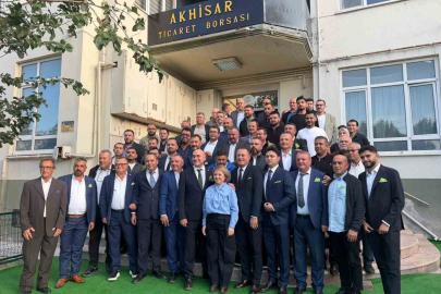 Akhisar Ticaret Borsası’nda Başkan Alhat güven tazeledi