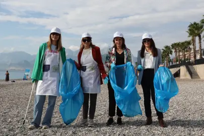 Antalya'da Konyaaltı sahillerinde plastik atıklara karşı yeni proje
