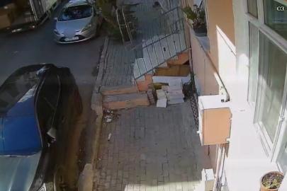 Avcılar’da feci kaza, kamyonetin altında kalan kadın hayatını kaybetti