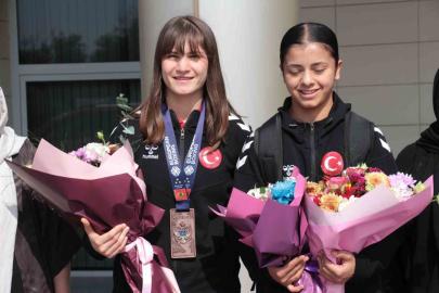 Avrupa Şampiyonası’ndan dönen milli sporcular Cizre’de