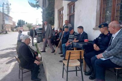 Aydıntepe Kaymakamı Yıldırım köylerde vatandaşların taleplerini dinledi