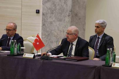 Azerbaycan, Gürcistan ve Türkiye savunma bakanları Şuşa’da bir araya geldi