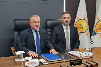 Bakan Aşkın Bak Zonguldak Valiliği ve AK Parti’yi ziyaret etti
