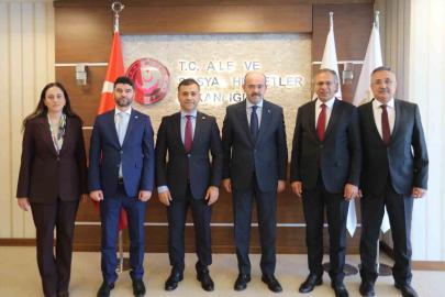 Bakan Göktaş: "TMTF ile imzaladığımız İş Birliği Protokolü ile toplumumuzu doğrudan ilgilendiren önemli bir adım atıyoruz"