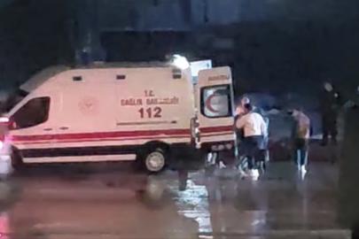 Bandırma’da kontrolden çıkan otomobil refüje çarpıp karşı şeride geçti: 1 yaralı