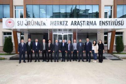 Başkan Genç’ten Su Ürünleri Araştırma Enstitüsü’ne övgü