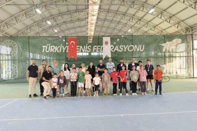 Batman’da Amatör Spor Haftası tenis turnuvası tamamlandı