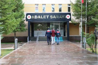 Bayburt’ta 9 yıl 2 ay 15 gün hapis cezası bulunan şahıs yakalandı