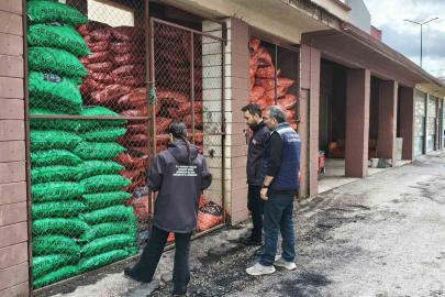 Bayburt’ta katı yakıt satışı yapan işyerleri denetleniyor