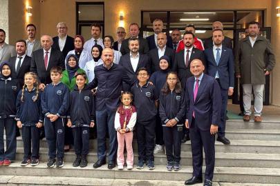 Bilal Erdoğan’dan Nezahat Özdemir İmam Hatip Ortaokulu’na ziyaret