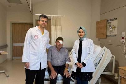 Bilecik’te bir ilk: İki göz ameliyatı tek seansta yapıldı