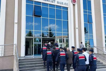 Bilişim dolandırıcılığına 2 ilde operasyon: 7 tutuklama