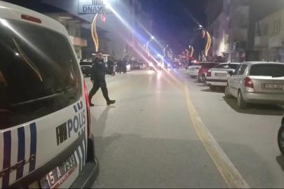 Burdur’da çatı alevlere teslim oldu: Yangın güçlükle söndürüldü