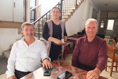 Burhaniye’de kahvehanelerde süt sezonu başladı