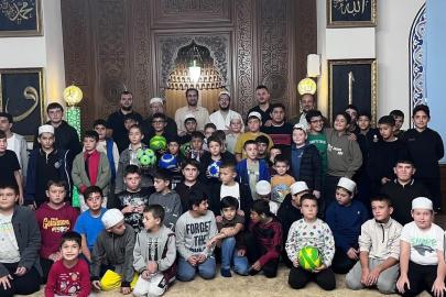 Burhaniyeli çocuklar Kocaatlı Camiinde buluştu