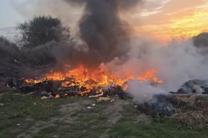 Bursa’da boş arazide çıkan yangın büyümeden söndürüldü