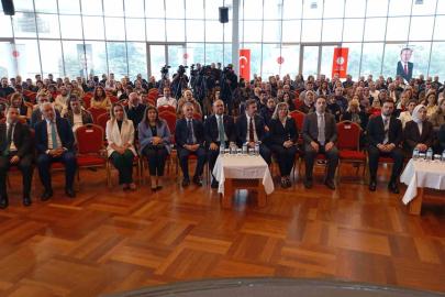 Bursa’da "İletişim Yüzyılı, Güçlü İletişim, Etkin Kamu" programı gerçekleştirildi