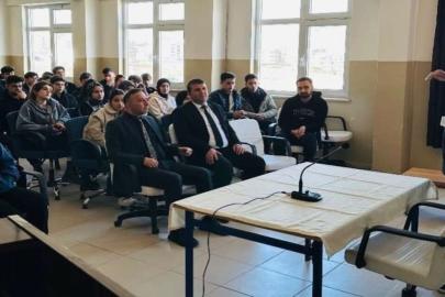 Cizre’de geleceğin gençlerine ağız ve diş sağlığı eğitimi