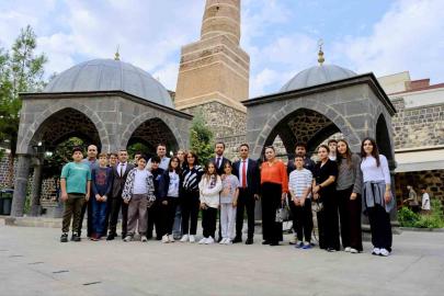 Cizre’de kültür buluşması: İstanbullu öğrenciler Dengbêj Evi’ne hayran kaldı