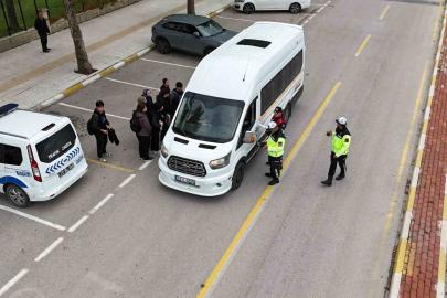 Çorum’da okul servislerine dron destekli denetim