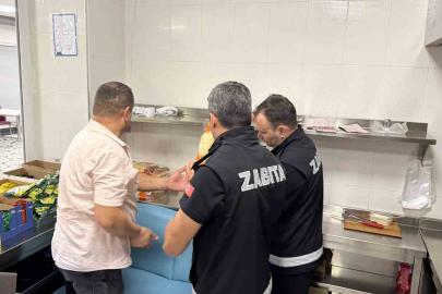 Çorum’da zabıta ekiplerinden okul kantinlerine sıkı denetim