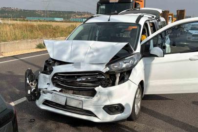 Diyarbakır’da iki araç çarpıştı: 3 yaralı