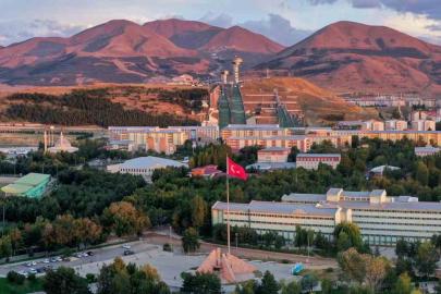 Dünya bilim sahnesinde Atatürk Üniversitesi imzası: 14 bilim insanından çifte başarı