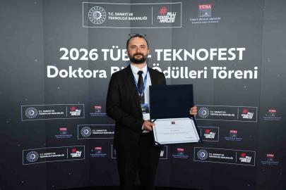 Düzce Üniversitesi öğretim üyesi üçüncü oldu