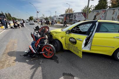 Edirne’de taksi ile motosiklet çarpıştı: 2 yaralı