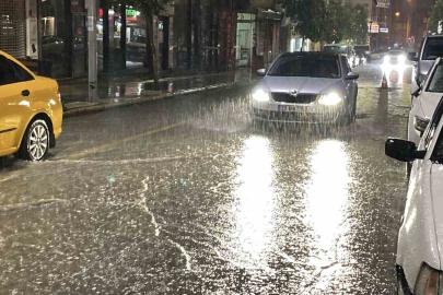Elazığ’da sağanak etkisini sürdürüyor