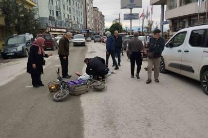 Elektrikli bisiklet kazası: 18 yaşındaki genç yaralandı