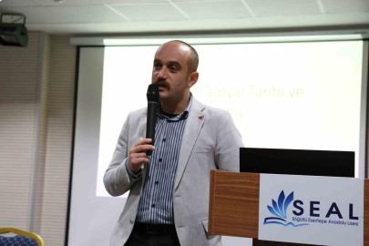 Erdoğan Altun: "Millet olarak var olmanın ve hayatta kalmanın yolu eğitimden geçiyor"