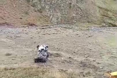 Erzurum’da Palandöken geçidinde tır uçuruma yuvarlandı
