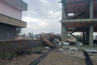 Fırtına da cami minaresi ve ağaç devrildi, çatı yıkıldı